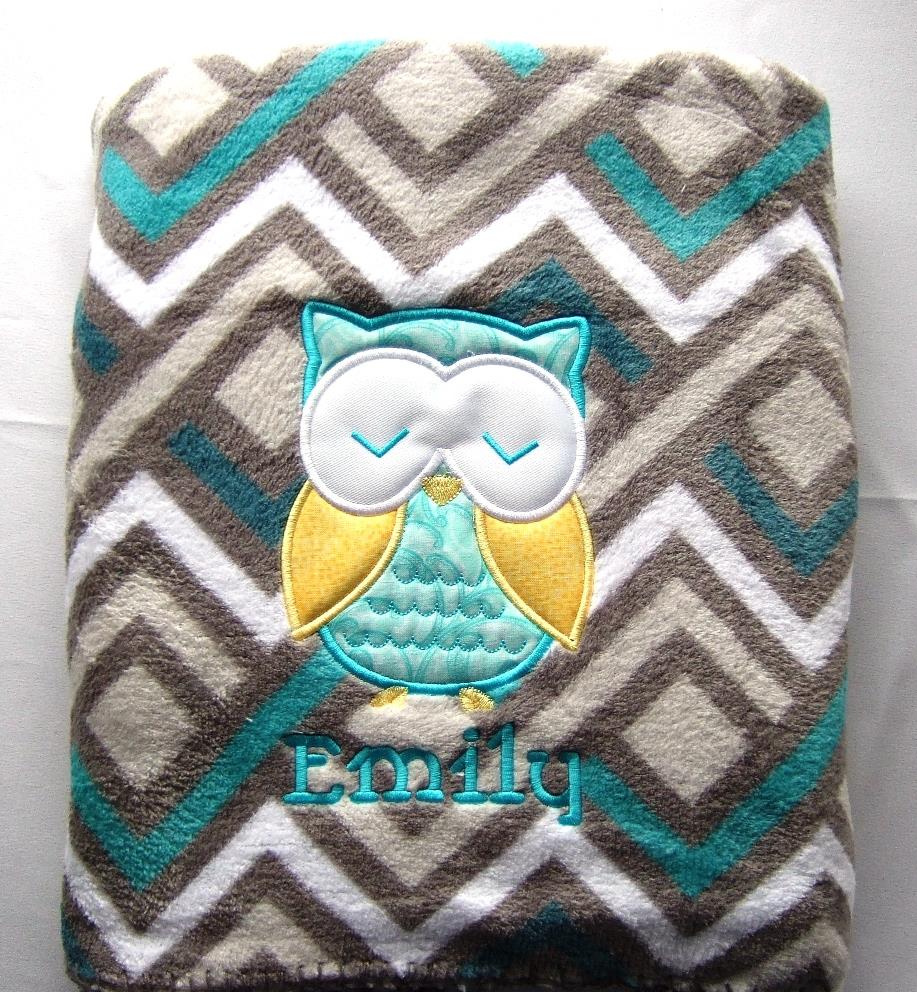 Cute owl applique and name